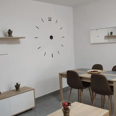 Daire Ng - Tenerife Candelaria